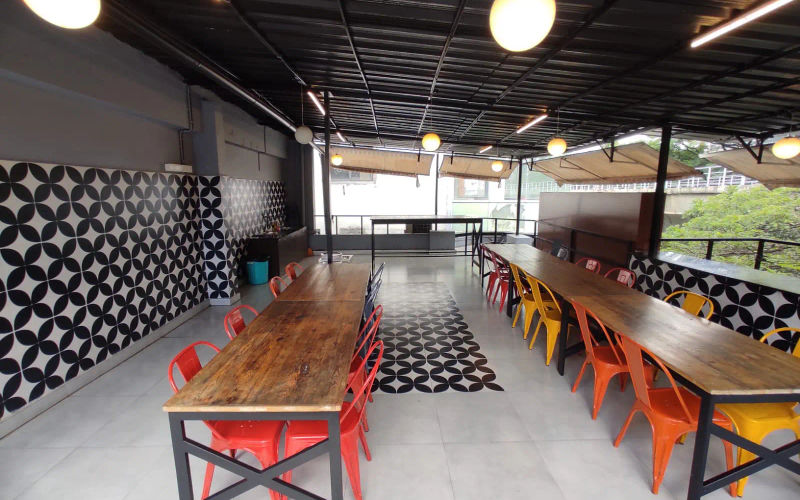 306 100 Feet Rd Binnamangala Stage 1 Indiranagar, Bengaluru Image 2