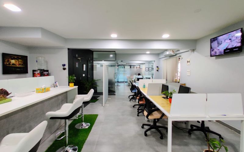8/1 Andree Capitol Andree Rd Behind Axis Bank Shanti Nagar, Bengaluru, 20 DESKS 8/1 Andree Capitol Andree Rd Behind Axis Bank Shanti Nagar, Bengaluru Image 1