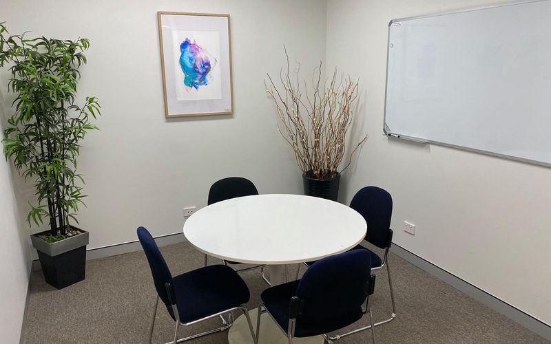 7 Grosvenor Place, Brookvale Image 2