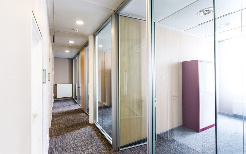 2 Pl De Paris, Gare Image 4