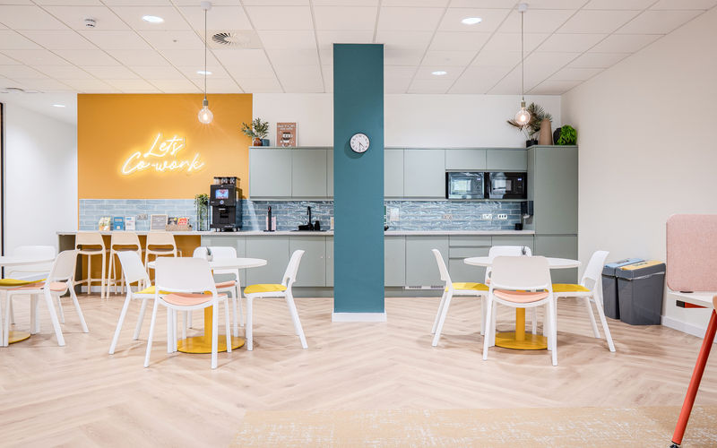 Millshaw Park Lane, Leeds Image 5