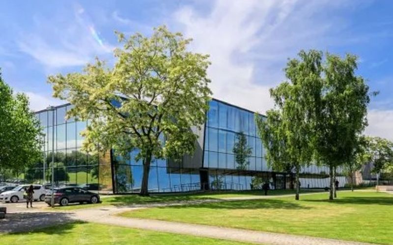 Millshaw Park Lane, Leeds Image 12