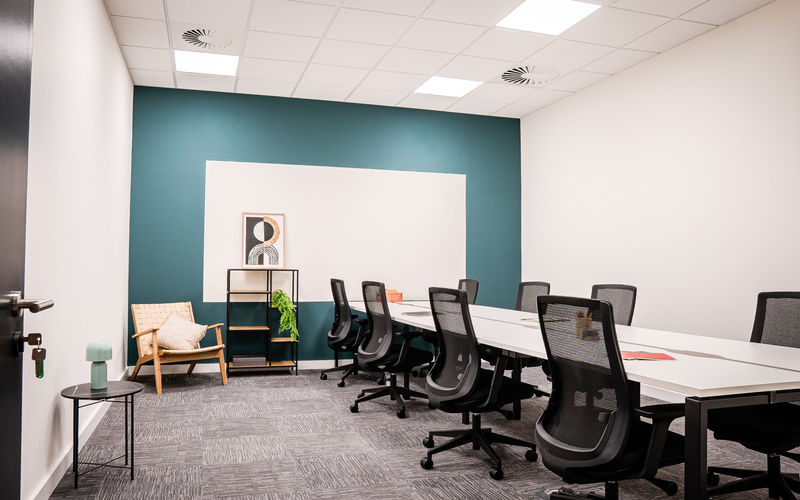 Millshaw Park Lane, Leeds Image 7