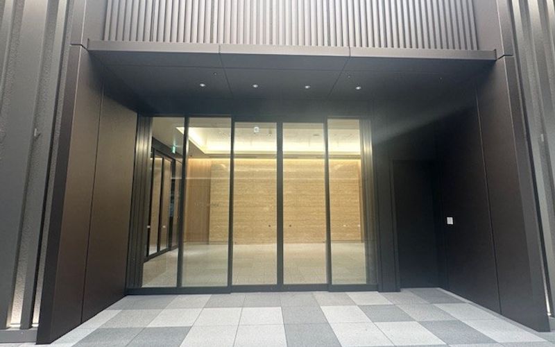 2-3-8 Hamamatsucho, Minato City Image 1