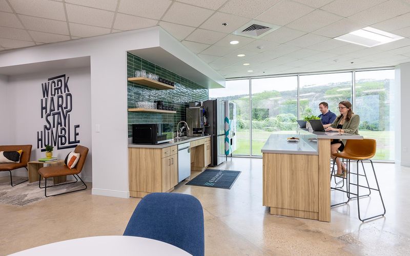 5000 Plaza On The Lake Drive, Austin Image 12