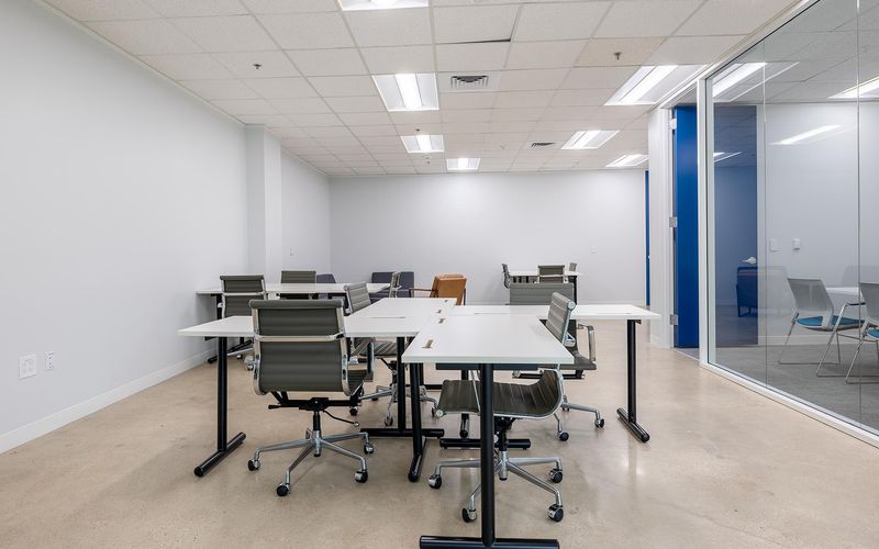 5000 Plaza On The Lake Drive, Austin Image 7