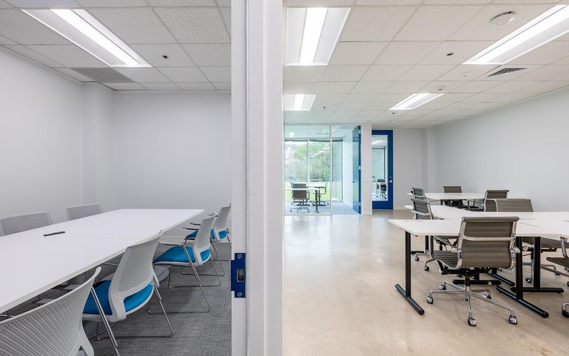 5000 Plaza On The Lake Drive, Austin Image 1