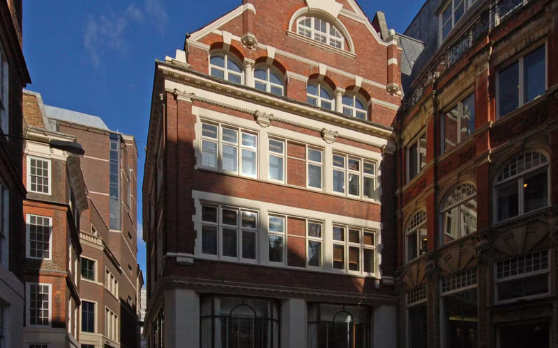 8 Laurence Pountney Hill, London Image 6