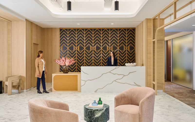 745 5th Avenue, New York Image 1
