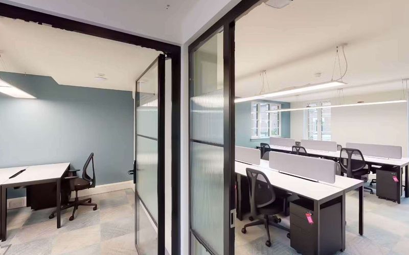 49 Oxford Road Finsbury Park, London Image 2