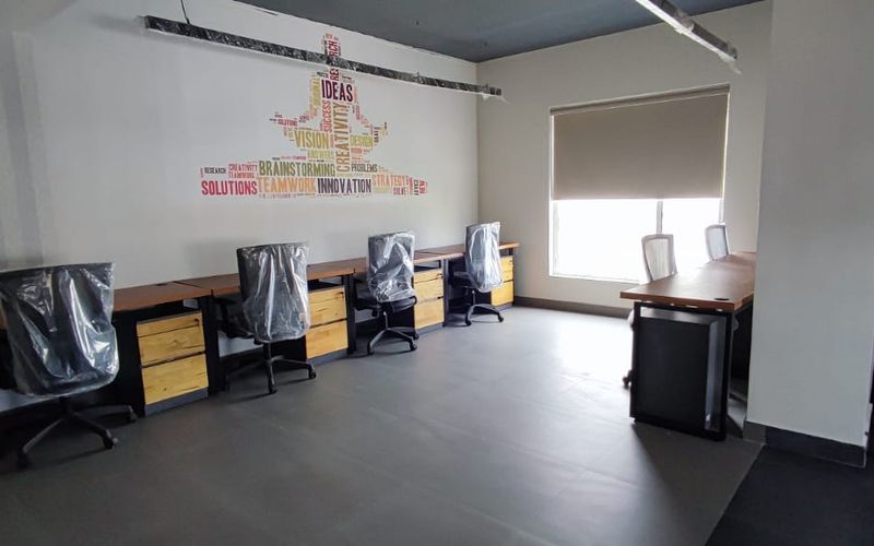 A4 Chandrasekaran Avenue 1st Main Rd, Chennai Image 1