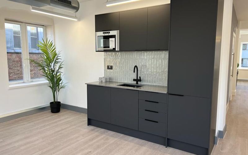 5 Sycamore Street, London Image 8