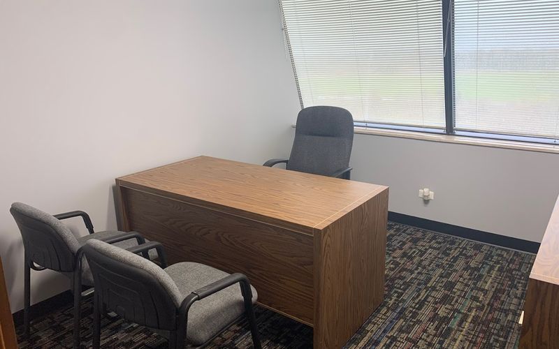 340 West Butterfield Road, Elmhurst Image 9