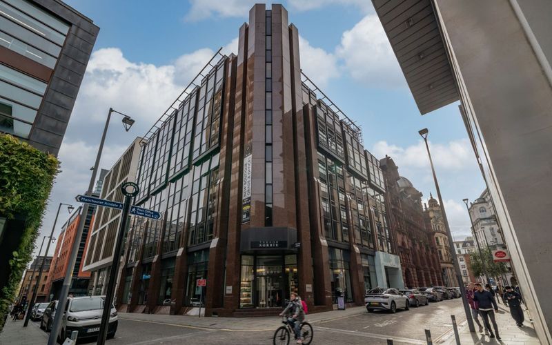 19 Spring Gardens, Manchester Image 15