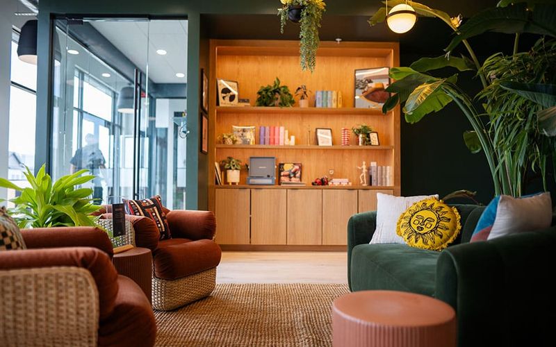 4835 South Highland Drive, Holladay Image 2