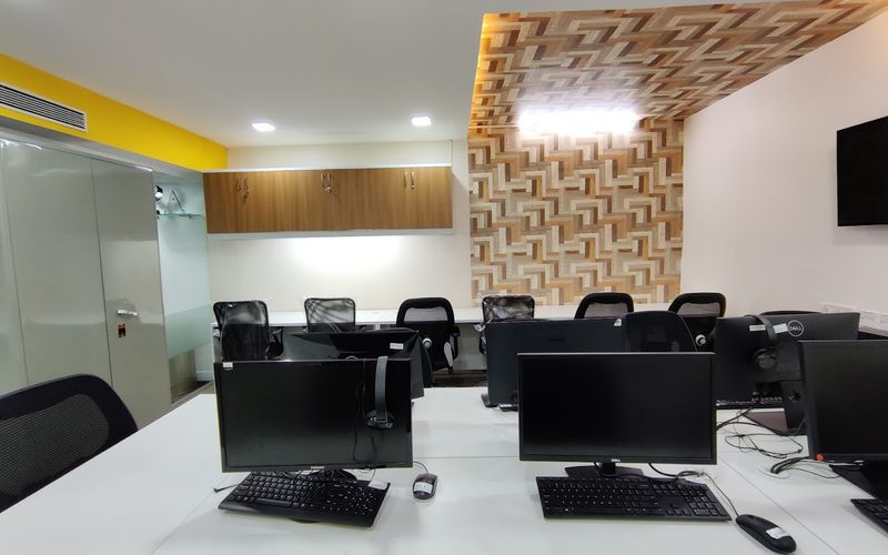 Andheri - Ghatkopar Link Rd Next To Jb Nagar, Mumbai Image 7