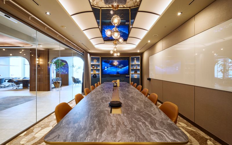 1-9-2 Marunouchi, Chiyoda Ku Image 2