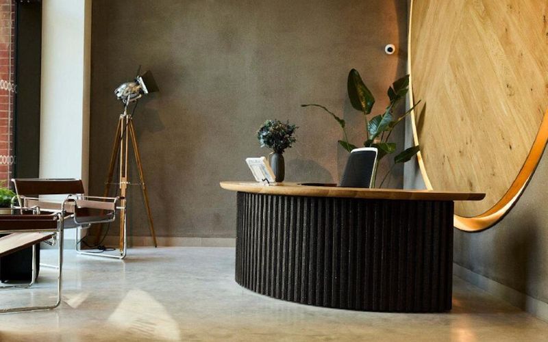 60 Short's Gardens, London Image 3