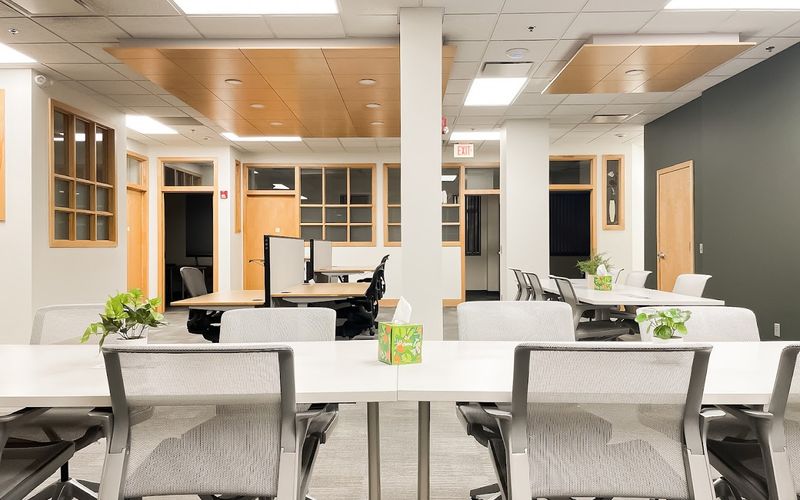 6611 University Ave, Windsor Heights Image 3