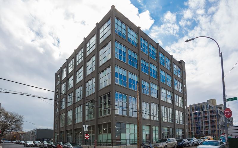42 West Street, Greenpoint Image 1