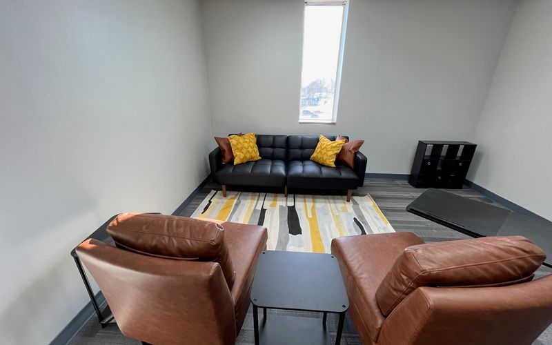 12401 East 43rd Street South, Independence Image 6