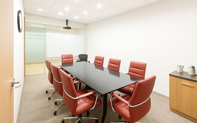 Sukhumvit Road, Khet Khlong Toei Image 1