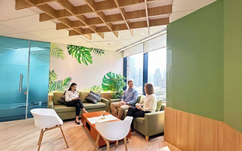 Sukhumvit Road, Khet Khlong Toei Image 3