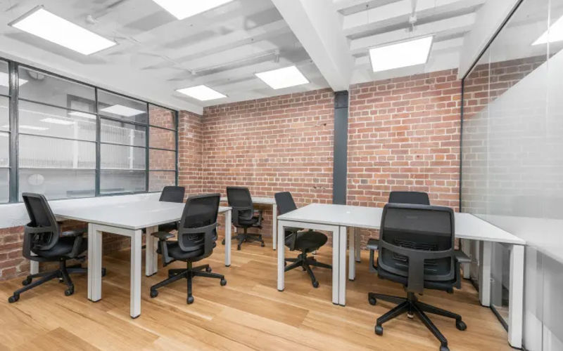 135 Bedford Road, Armonk, 50 DESKS 135 Bedford Road, Armonk Image 1