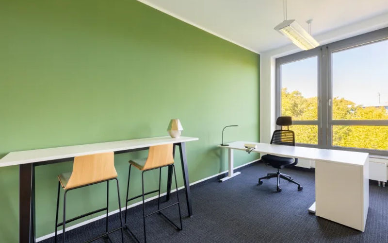 35-01 36th Avenue, Queens Image 5