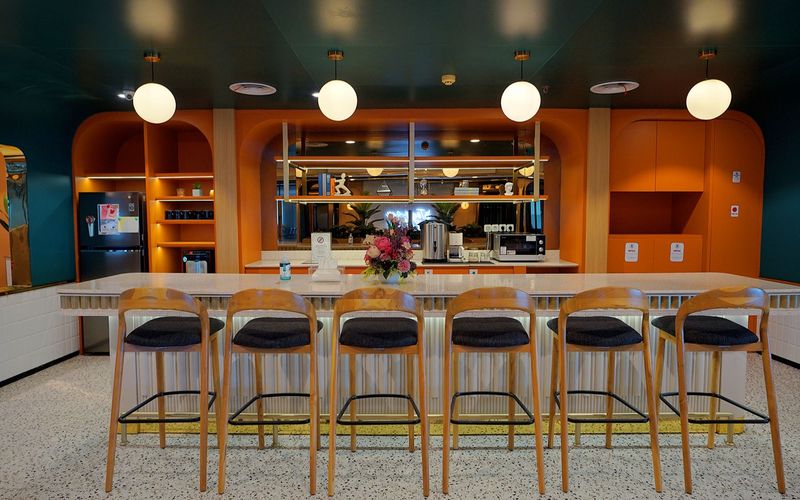 60-70 Jl Pemuda Embong Kaliasin Kec Genteng, Surabaya Image 8