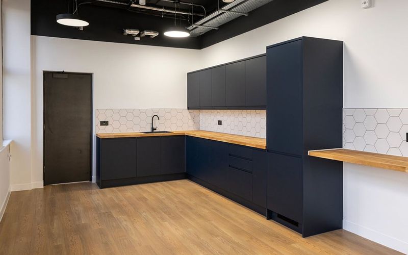 52 Gracechurch St, London Image 2