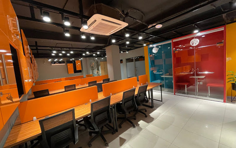 Ghalib Market Near Mm Alam Road Gulberg, Lahore Image 5