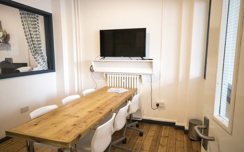 35 Bow Road, BOW Image 6