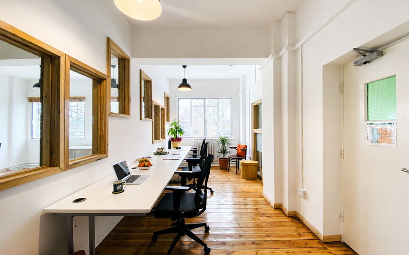 35 Bow Road, BOW Image 1