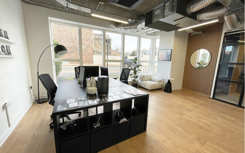 102 Rookery Court, Greater London Image 1
