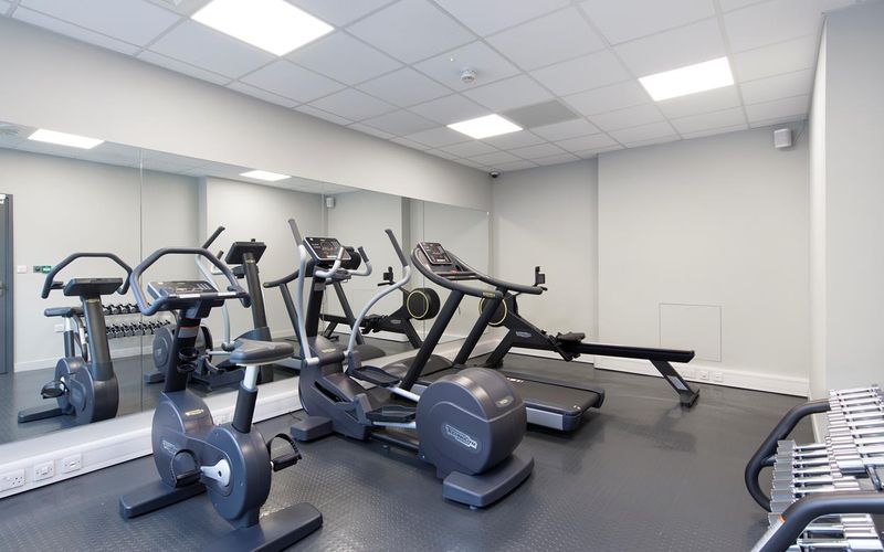 1000 Great West Road, Brentford Image 6