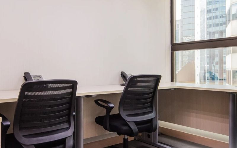 28 Yee Wo Street Causeway Bay, Hong Kong, 10 DESKS 28 Yee Wo Street Causeway Bay, Hong Kong Image 1