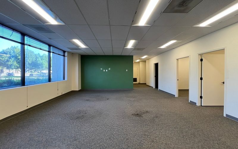 4241 E Piedras Dr, San Antonio Image 1