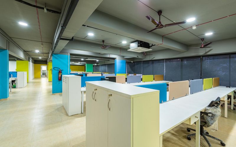 Pan Card Club Rd Baner, Pune, 4 DESKS Pan Card Club Rd Baner, Pune Image 1