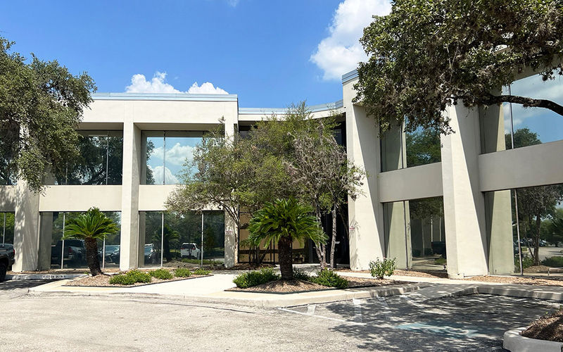 4241 Woodcock Drive, San Antonio Image 2