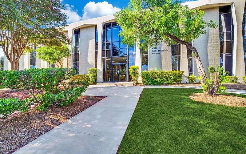 4242 E Piedras Dr, San Antonio Image 1