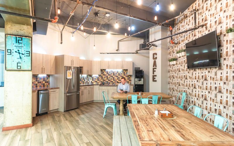 150 S Pine Island Road, Plantation Image 3