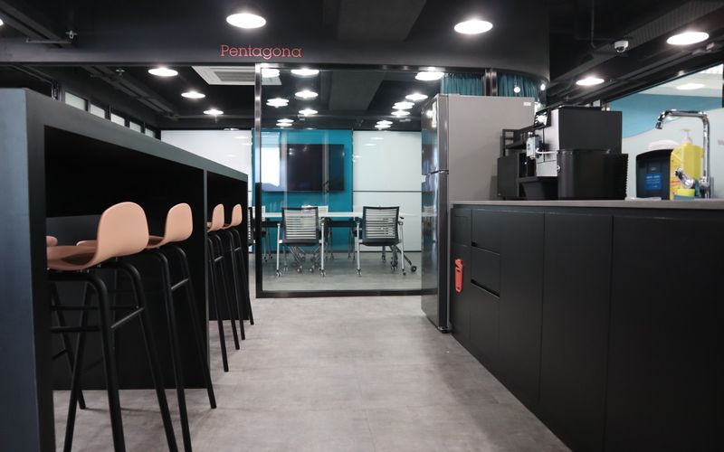 58-66 Tai Lin Pai Road, Kwai Chung Image 6