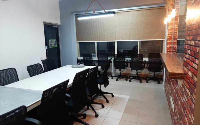 849/1 Agarkar Bmcc Road Shreeman Society Shivaji Nagar, Deccan Pune Image 1