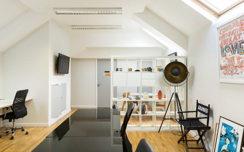 80 Paul St, London Image 1