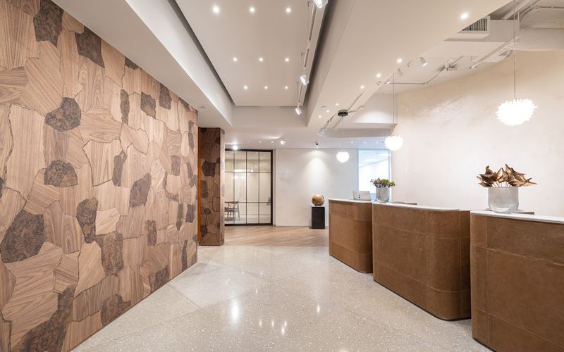 979 King's Road Taikoo Place, Quarry Bay Image 1