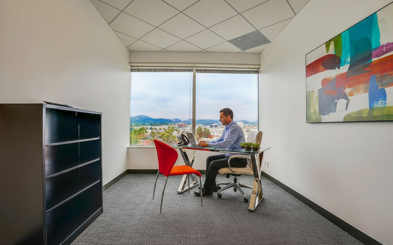 12121 Wilshire Blvd, Los Angeles Image 32