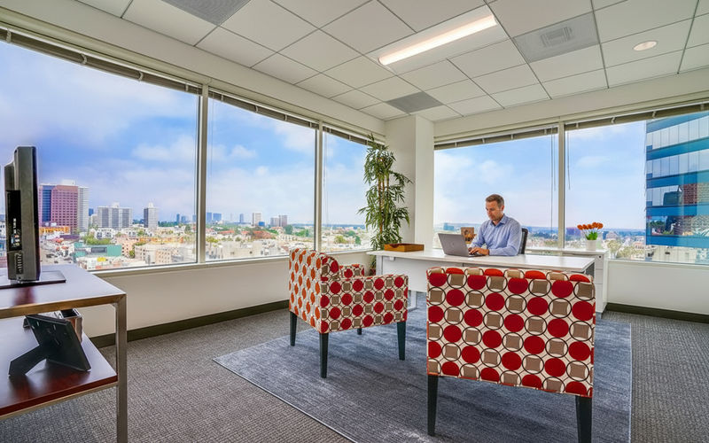 12121 Wilshire Blvd, Los Angeles Image 11