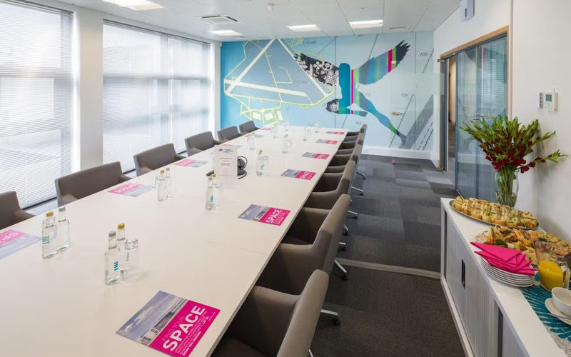 4 Meteor Way, Lee-on-the-solent Image 3