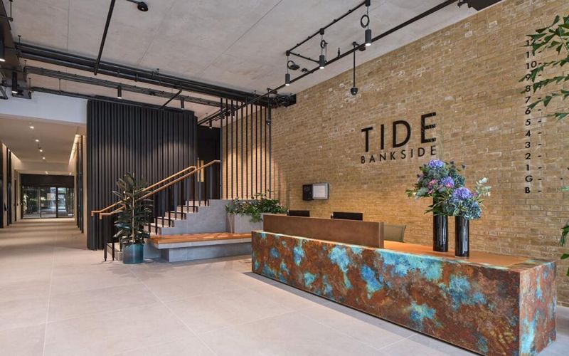 135 Park Street, London Image 1